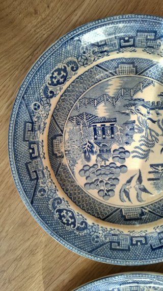 2 Piatti Antichi Warranted Stone China