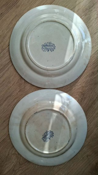 2 Piatti Antichi Warranted Stone China