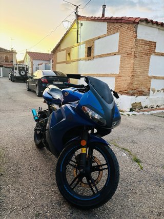 Yamaha TZR 50 Valentino Rossi