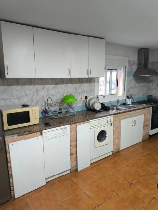 Ribadavia - casa con jardín y vistas al río Miño.