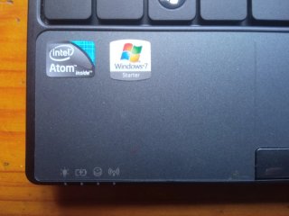 Acer Aspire One D255 Netbook + Cargador + Funda