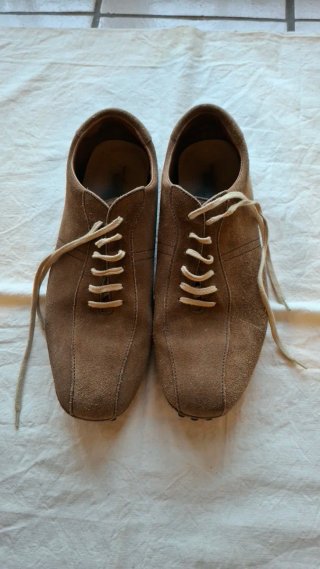 Scarpe Car Shoe stringate scamosciate marroni