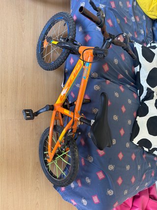 Bicicleta infantil naranja