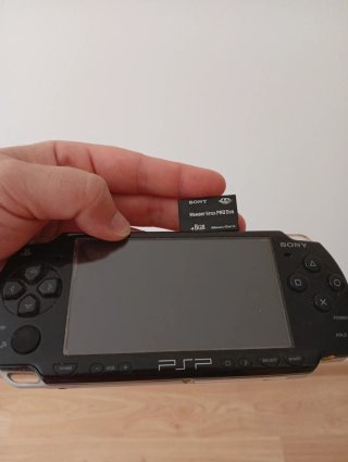 PSP 2000 Negra con Batería