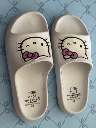 Sandalias Hello Kitty Blancas Talla 37 (4/5 UK)