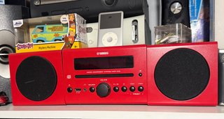 Cadena de música Yamaha MCR-04
