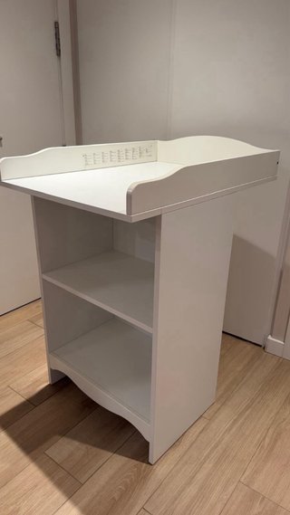 Cambiador y librería blanco SMÅGÖRA