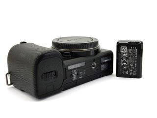 E1812326-0    Camara Digital Evil Sony Zv-E10