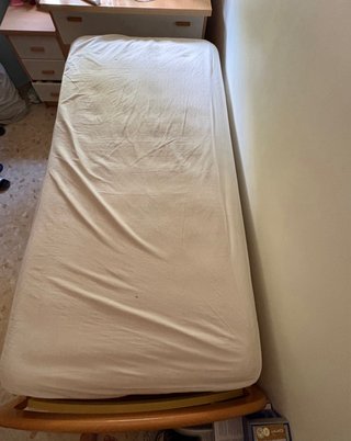 Letto a castello con cassetti e scrivania