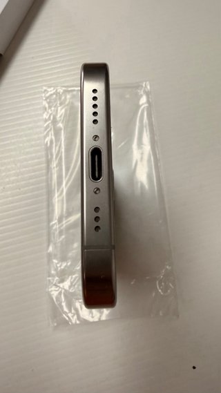 IPhone 16 Pro Titanio Natural