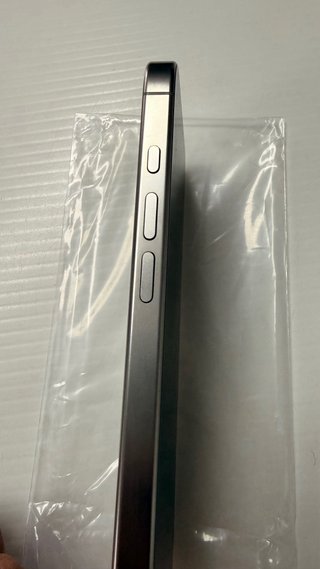 IPhone 16 Pro Titanio Natural