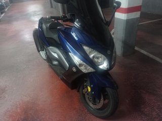 Yamaha Tmax Maxi Scooter Azul/Plata