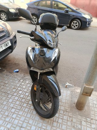 Honda SH 125 Scooter Negra