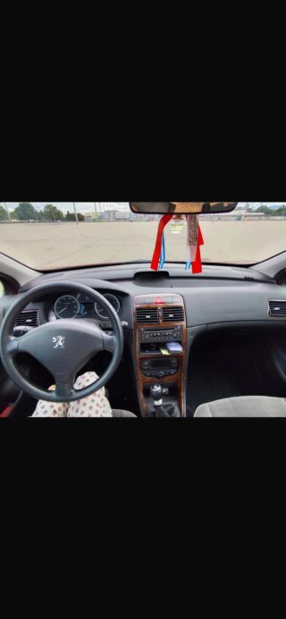 Peugeot 307 2001, muy buen estado, único dueño.