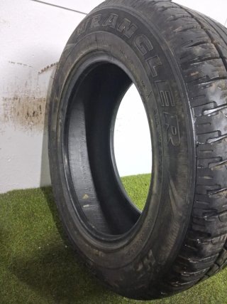 255 60 18 112V GOODYEAR WRANGLER