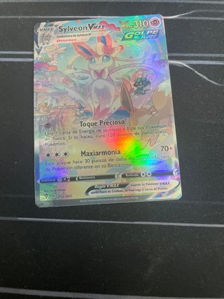 Sylveon VMAX 212/203 Carta Pokémon