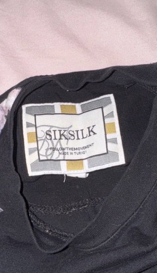 Camiseta SikSilk manga estampada floral