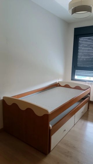 Cama nido con escritorio y cajones