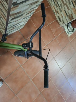 Bicicleta BMX freestyle Haro downtown.