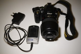 Cámara Nikon D40x + Objetivo 55-200 VR + Regalo