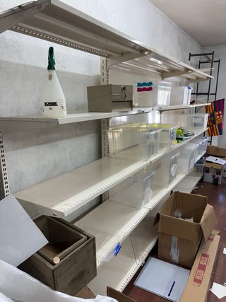 Estantería Metálica. No se envia