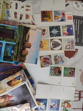 Lote Papelería Postales y Sellos
