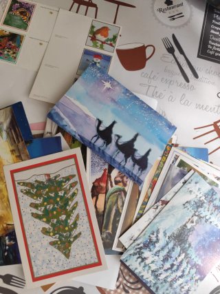 Lote Papelería Postales y Sellos