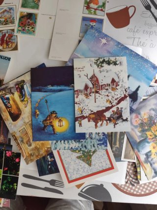 Lote Papelería Postales y Sellos
