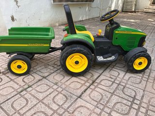 Tractor Infantil John Deere a Batería