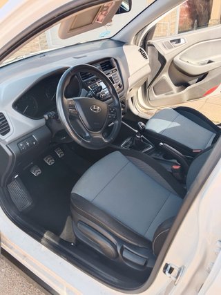 Hyundai i20 2016