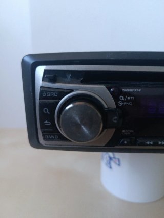 Radio CD coche Kenwood KDC415U. Con USB y Jack