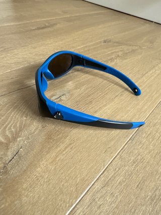 Gafas de sol infantiles azules