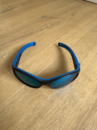 Gafas de sol infantiles azules