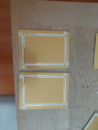 12 Chapas para Placa de Homenaje Doradas