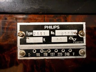Radio Cofre Philips 2511
