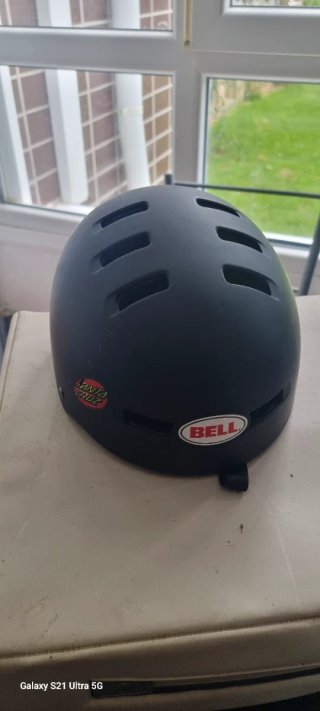 Casco Bell Skate / MTB Calavera Dorada