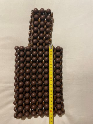Bolso de mano con abalorios marrones
