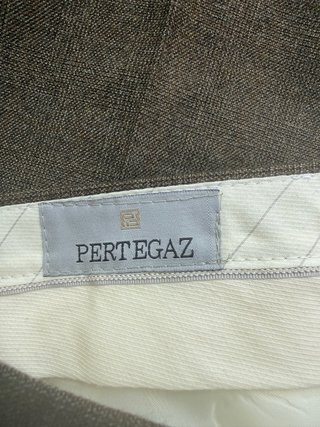 Pantalón de Lujo Pertegaz. Lana virgen y de pinzas