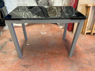 Mesa extensible cristal templado negro