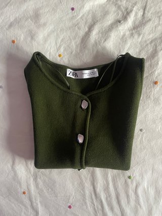 Chaleco verde Zara sin estrenar