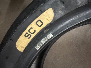 2 Pirelli Superbike SC0 200/60/17