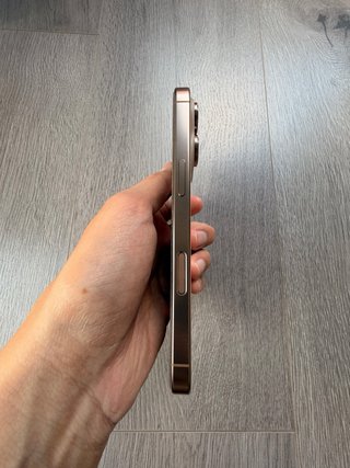 iPhone 16 Pro 128GB - Desert Titanium