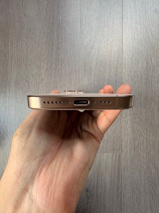 iPhone 16 Pro 128GB - Desert Titanium