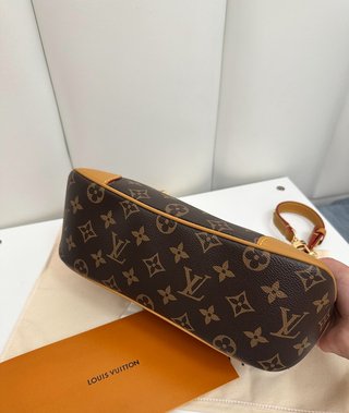 Louis Vuitton Marróny Dorado