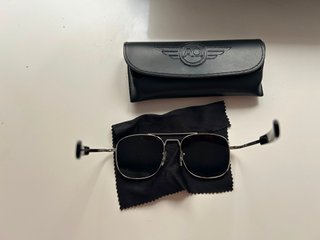 Gafas AO Eyewear Aviador Plata y Rojo