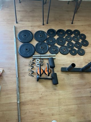 Banca multiusos para entrenar todo el cuerpo