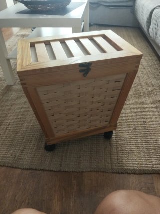 Cesto madera y mimbre