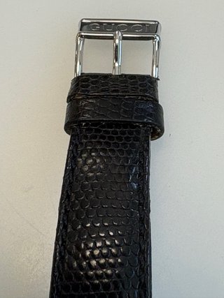 Reloj Gucci Negro y Plateado