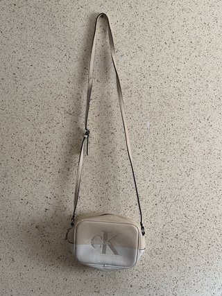 Bolso Calvin Klein Jeans Beige y Blanco