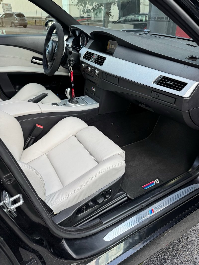 BMW Serie 5 2006, foto 15
